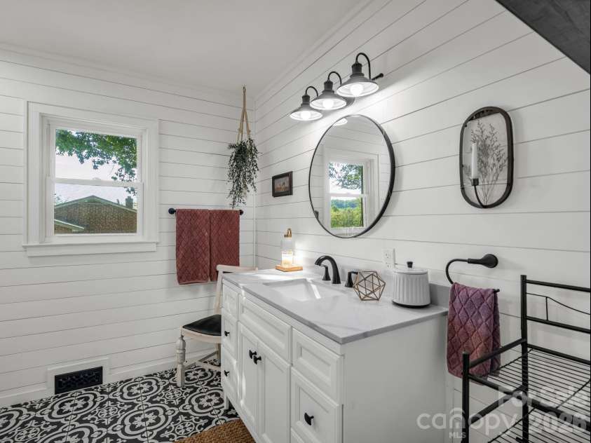 275 Tanner Street, Rutherfordton, NC 28139.  MLS# CAR4422533, YatesRealty ID 9621. 