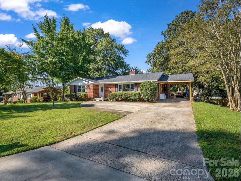 275 Tanner Street, Rutherfordton, NC 28139.  MLS# CAR4422533, YatesRealty ID 9621. 