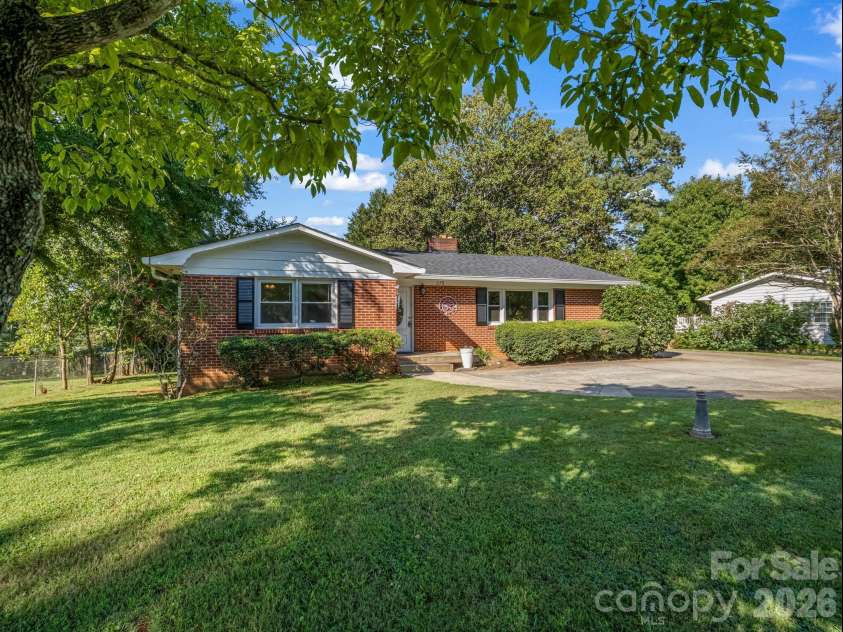 275 Tanner Street, Rutherfordton, NC 28139.  MLS# CAR4422533, YatesRealty ID 9621. 