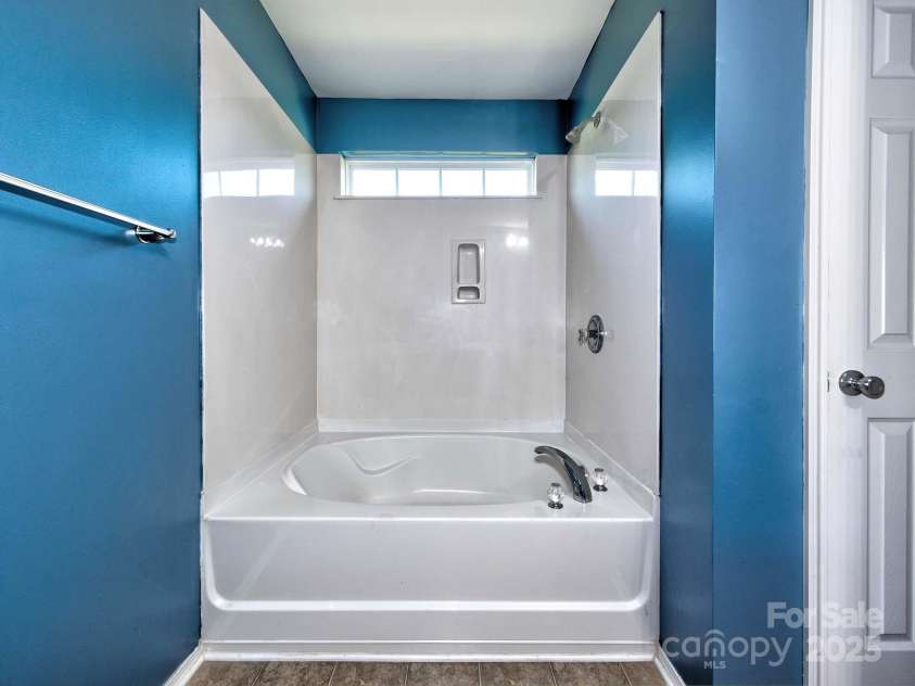 290 River Clay Road, Fort Mill, SC 29708.  MLS# CAR4251746, YatesRealty ID 9621. Secondary Bathroom