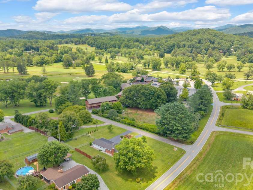 10 Moland Drive, Etowah, NC 28729.  MLS# CAR4352858, YatesRealty ID 9624. 