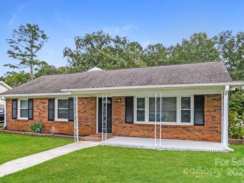 1204 Glenarden Drive, Rock Hill, SC 29730.  MLS# CAR4249976, YatesRealty ID 9624. 