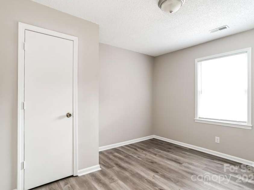 1204 Glenarden Drive, Rock Hill, SC 29730.  MLS# CAR4249976, YatesRealty ID 9624. 