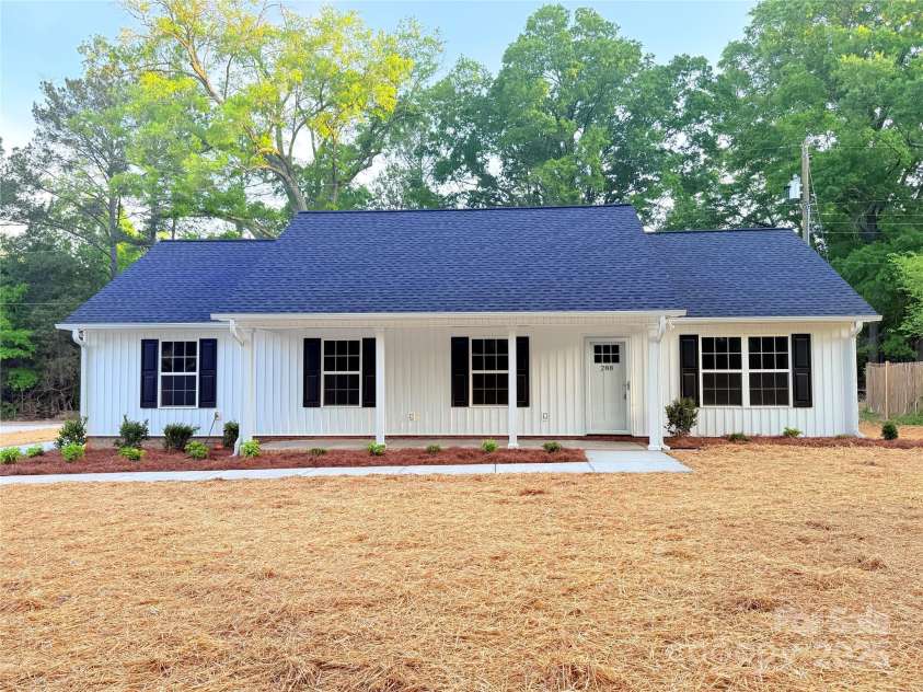 288 Tram Road, Lancaster, SC 29720.  MLS# CAR4248919, YatesRealty ID 9625. 