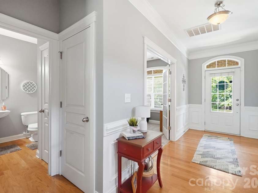 8500 Willow Branch Drive, Waxhaw, NC 28173.  MLS# CAR4402287, YatesRealty ID 9625. 