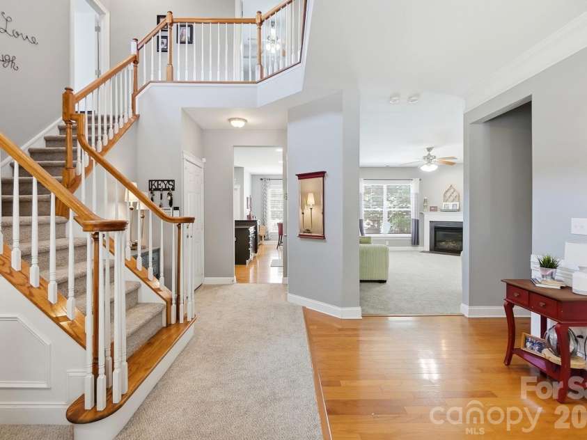 8500 Willow Branch Drive, Waxhaw, NC 28173.  MLS# CAR4402287, YatesRealty ID 9625. 