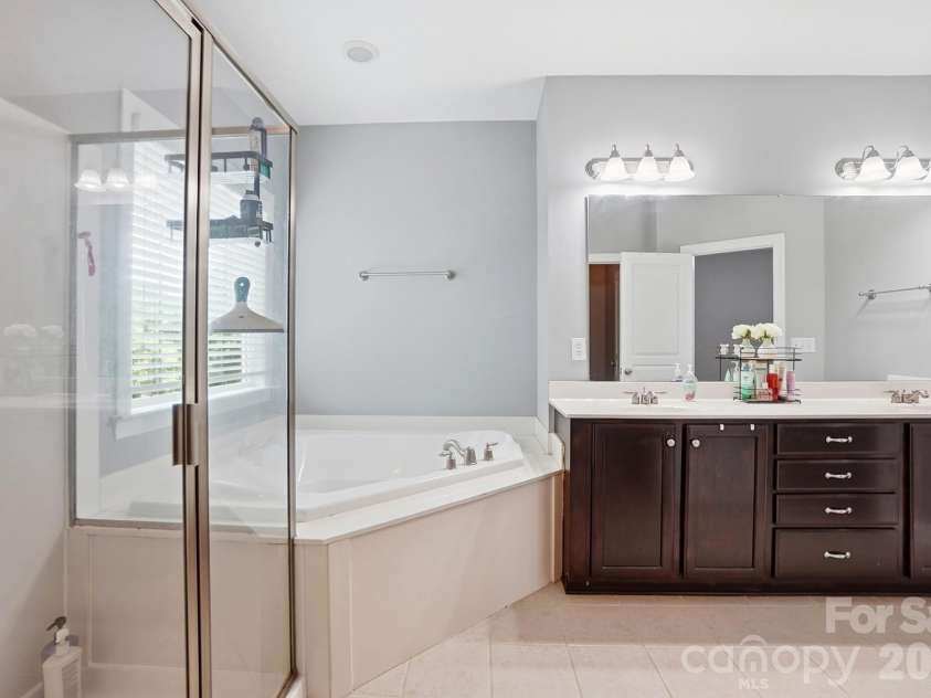 8500 Willow Branch Drive, Waxhaw, NC 28173.  MLS# CAR4402287, YatesRealty ID 9625. 