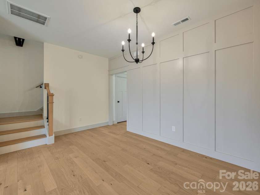 99 Arco Road, Asheville, NC 28805.  MLS# CAR4310303, YatesRealty ID 9626. 