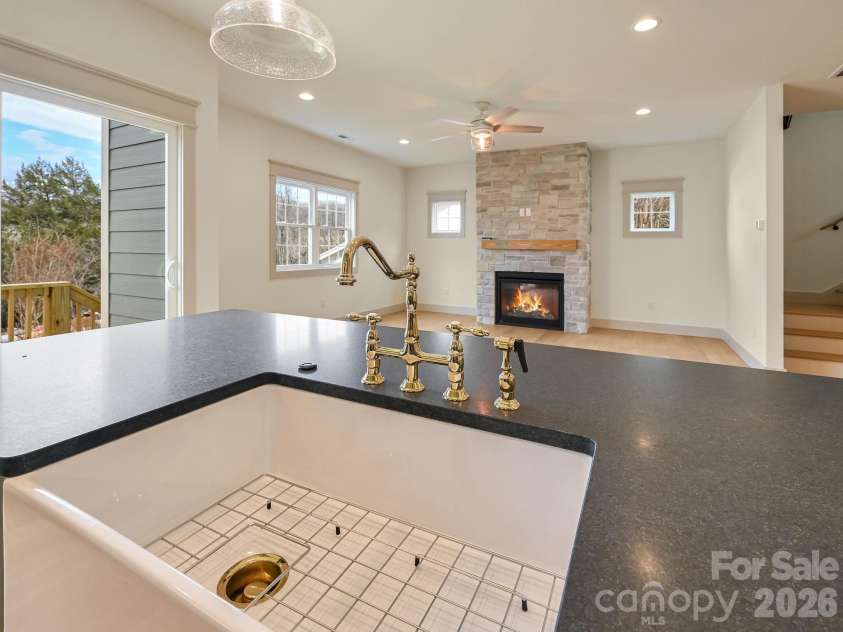 99 Arco Road, Asheville, NC 28805.  MLS# CAR4310303, YatesRealty ID 9626. 