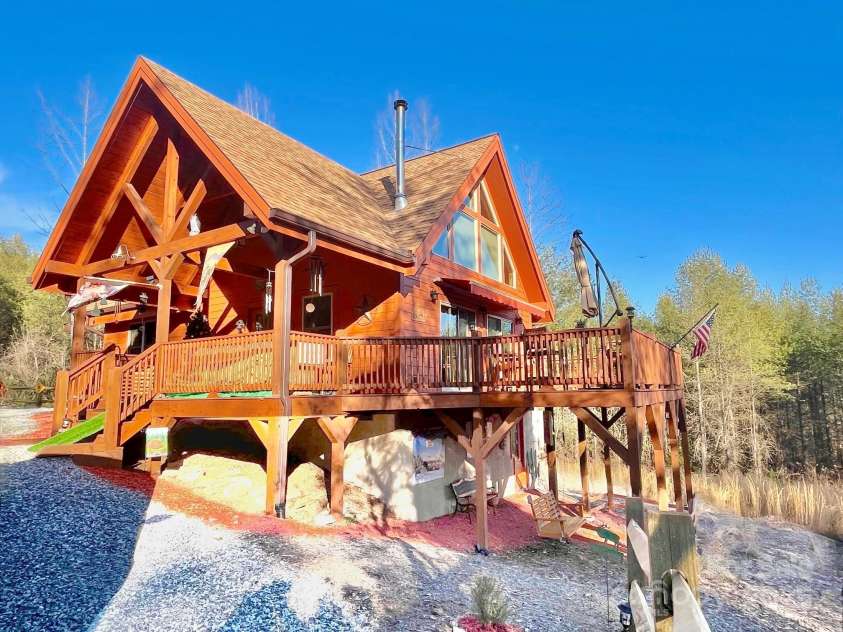 6033 Low Country Road, Lenoir, NC 28645.  MLS# CAR4233003, YatesRealty ID 9627. 