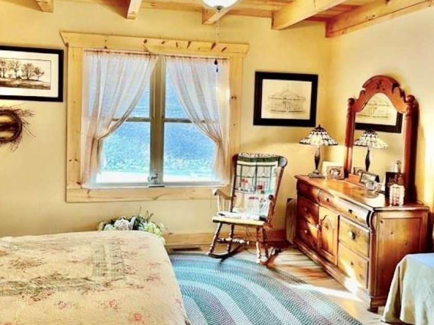 6033 Low Country Road, Lenoir, NC 28645.  MLS# CAR4233003, YatesRealty ID 9627. 