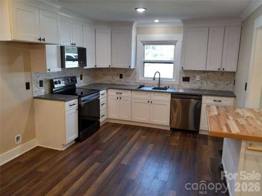 4165 Laurelwood Court, Concord, NC 28025.  MLS# CAR4320907, YatesRealty ID 9628. 