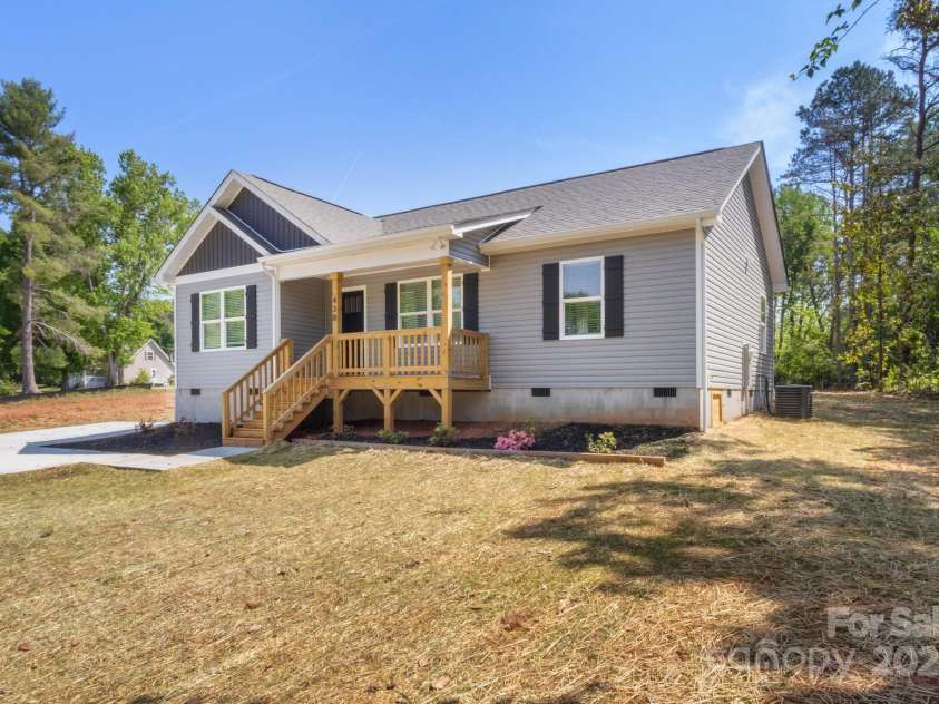 438 Forest Lake Road, Forest City, NC 28043.  MLS# CAR4252151, YatesRealty ID 9628. New Construction w/ 10-year warranty!