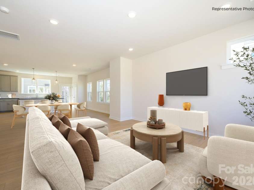 1144 Bismuth Lane, Charlotte, NC 28211.  MLS# CAR4355308, YatesRealty ID 9629. 