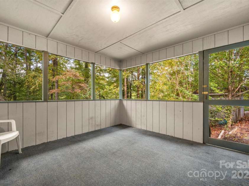 102 Windwood Hill Road, Hendersonville, NC 28739.  MLS# CAR4305919, YatesRealty ID 963. F