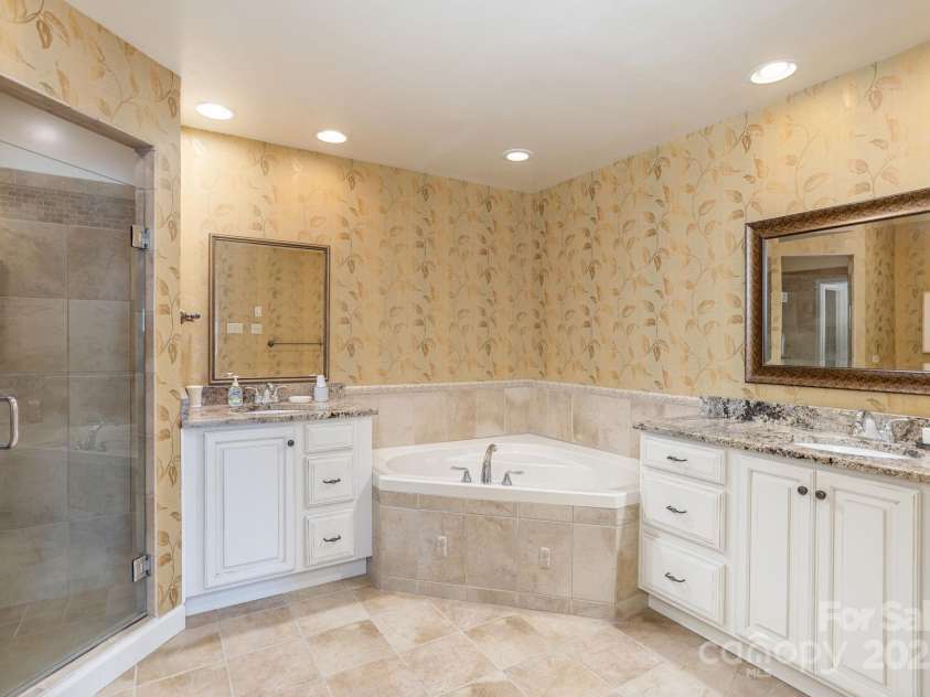 103 GOLFSIDE Drive, Flat Rock, NC 28731.  MLS# CAR4271891, YatesRealty ID 963. 