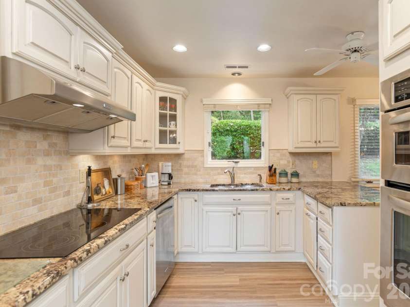 103 GOLFSIDE Drive, Flat Rock, NC 28731.  MLS# CAR4271891, YatesRealty ID 963. 