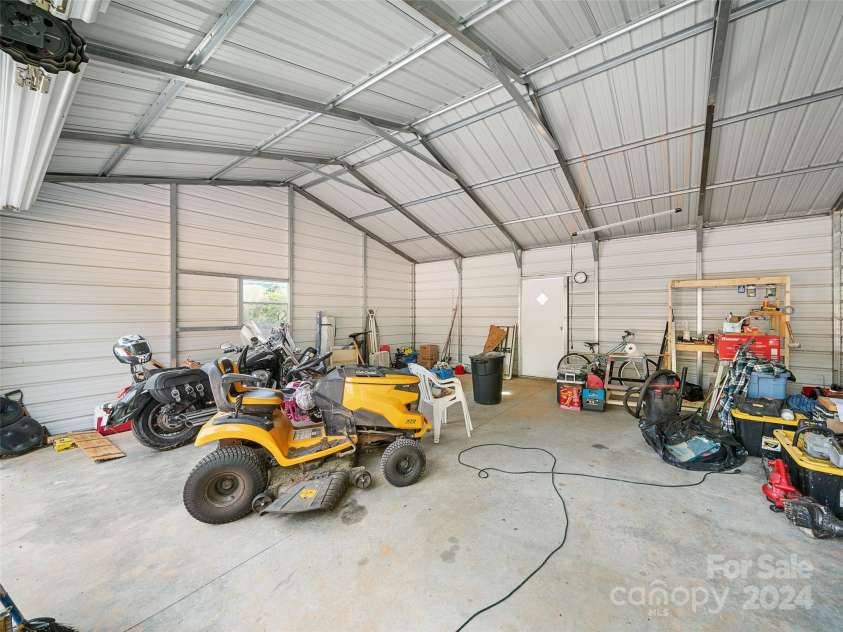 3734 Snow Creek Road, Bakersville, NC 28705.  MLS# CAR4187150, YatesRealty ID 963. 