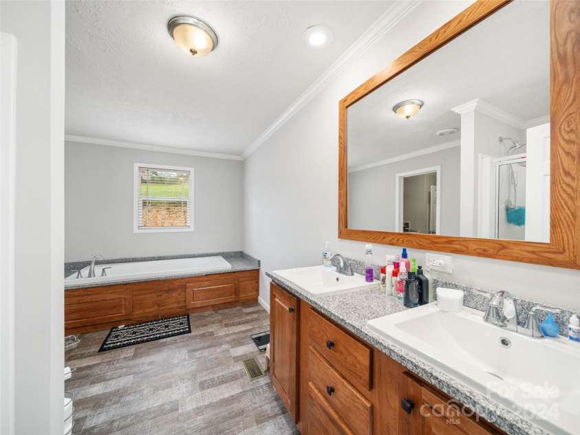 3734 Snow Creek Road, Bakersville, NC 28705.  MLS# CAR4187150, YatesRealty ID 963. 
