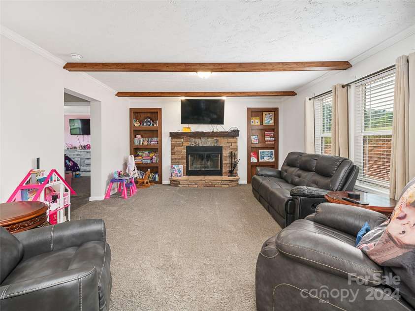3734 Snow Creek Road, Bakersville, NC 28705.  MLS# CAR4187150, YatesRealty ID 963. 