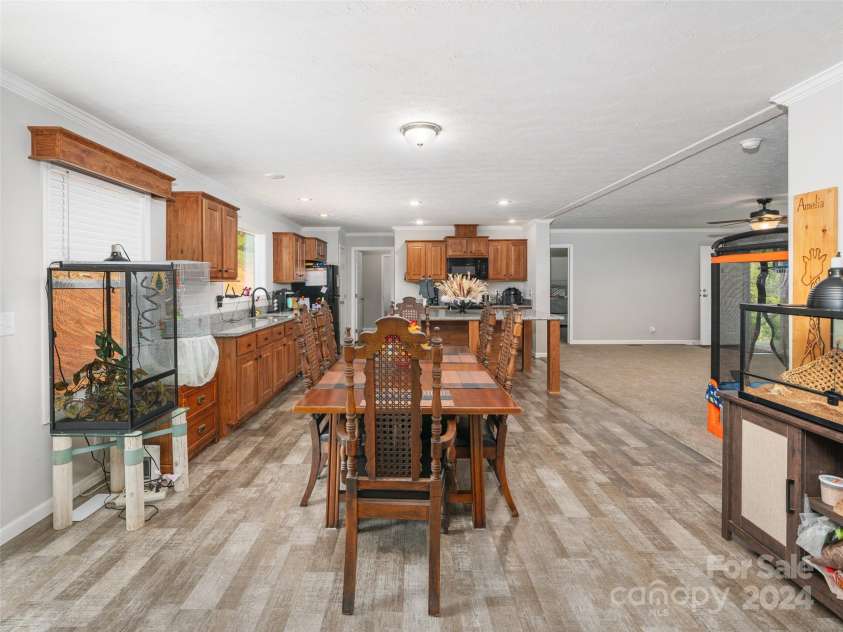 3734 Snow Creek Road, Bakersville, NC 28705.  MLS# CAR4187150, YatesRealty ID 963. 