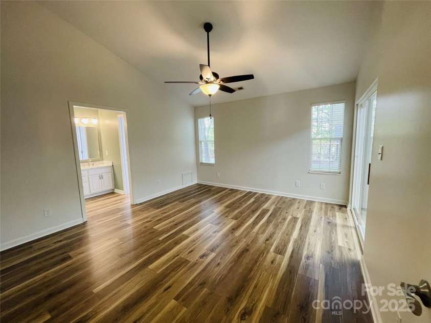 50 Stonebridge Drive, Asheville, NC 28805.  MLS# CAR4252561, YatesRealty ID 9630. 