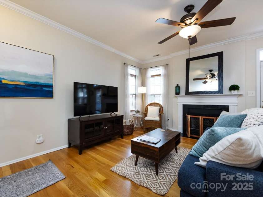 5304 Silabert Avenue, Charlotte, NC 28205.  MLS# CAR4248209, YatesRealty ID 9631. 