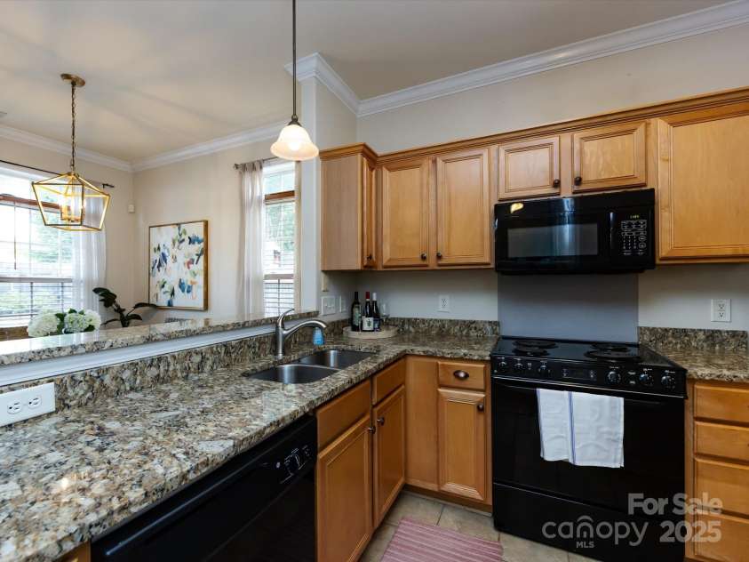 5304 Silabert Avenue, Charlotte, NC 28205.  MLS# CAR4248209, YatesRealty ID 9631. 