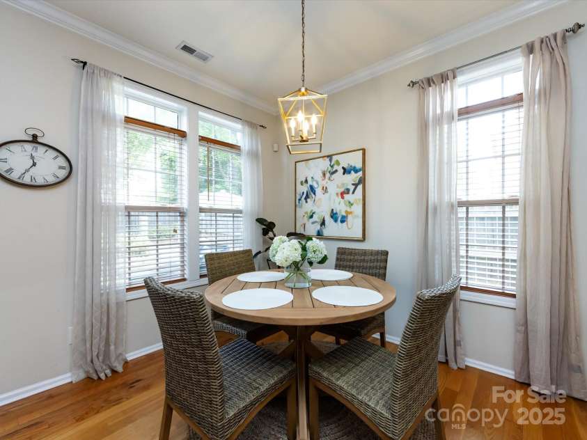 5304 Silabert Avenue, Charlotte, NC 28205.  MLS# CAR4248209, YatesRealty ID 9631. 