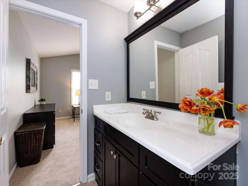 5304 Silabert Avenue, Charlotte, NC 28205.  MLS# CAR4248209, YatesRealty ID 9631. 