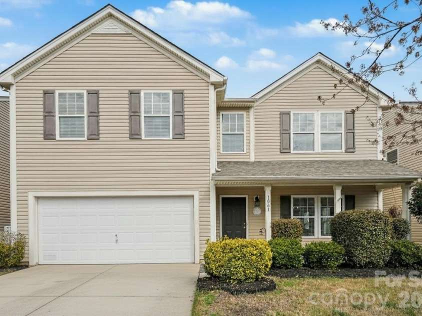1061 Regal Manor Lane, Fort Mill, SC 29715.  MLS# CAR4352817, YatesRealty ID 9632. 