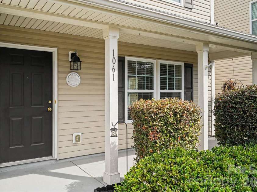 1061 Regal Manor Lane, Fort Mill, SC 29715.  MLS# CAR4352817, YatesRealty ID 9632. 