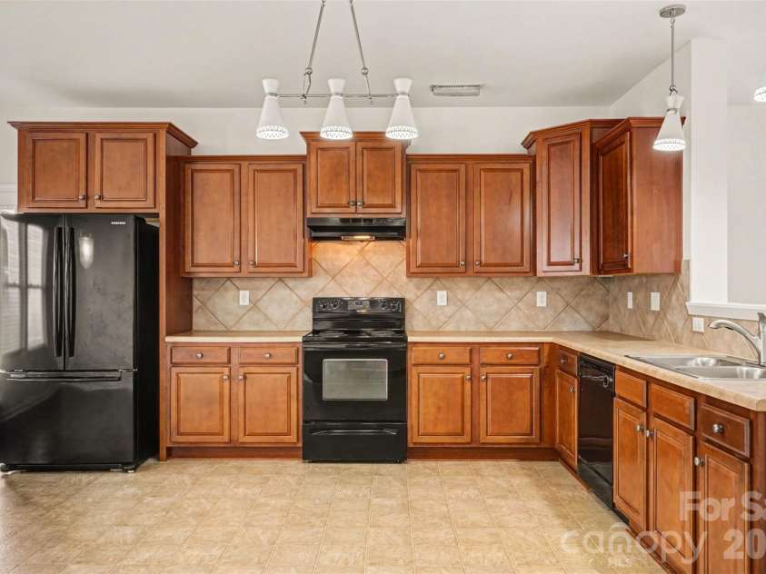 1061 Regal Manor Lane, Fort Mill, SC 29715.  MLS# CAR4352817, YatesRealty ID 9632. 