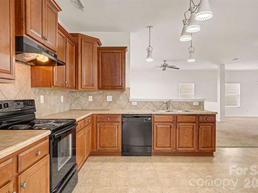 1061 Regal Manor Lane, Fort Mill, SC 29715.  MLS# CAR4352817, YatesRealty ID 9632. 