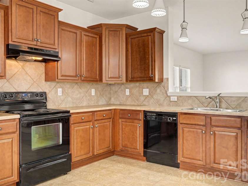 1061 Regal Manor Lane, Fort Mill, SC 29715.  MLS# CAR4352817, YatesRealty ID 9632. 
