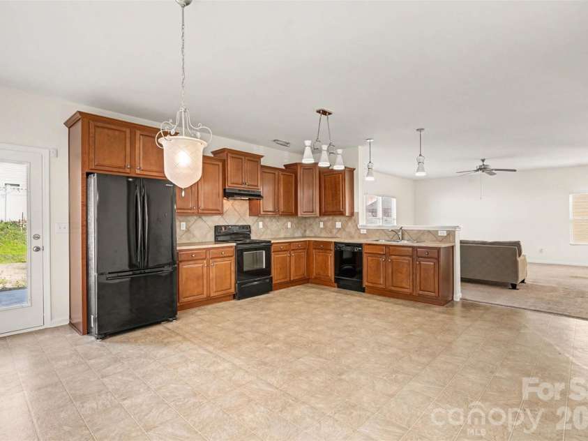1061 Regal Manor Lane, Fort Mill, SC 29715.  MLS# CAR4352817, YatesRealty ID 9632. 
