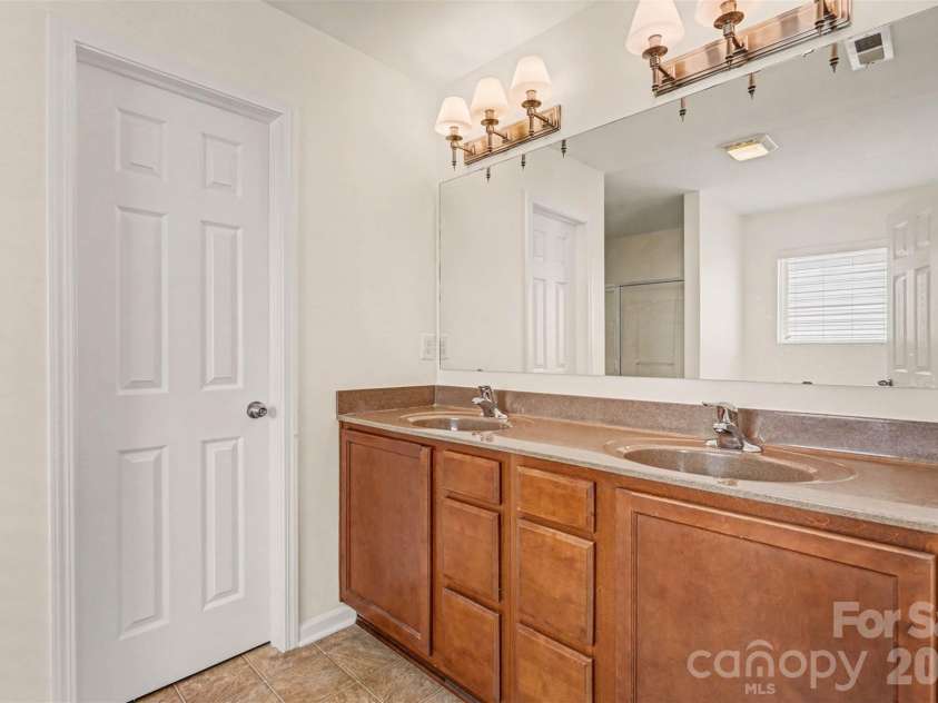 1061 Regal Manor Lane, Fort Mill, SC 29715.  MLS# CAR4352817, YatesRealty ID 9632. 