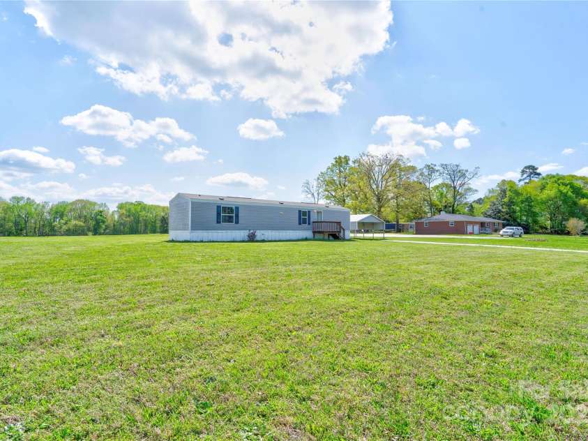 2923-1 G B Blanton Road, Shelby, NC 28152.  MLS# CAR4245198, YatesRealty ID 9632. 