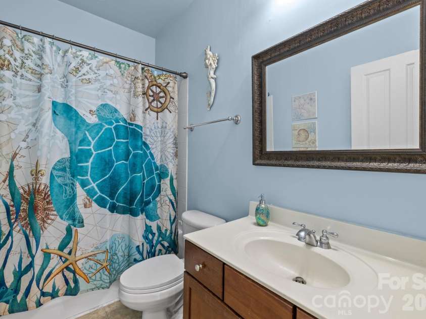 160 Wesleyan Drive, McAdenville, NC 28101.  MLS# CAR4343739, YatesRealty ID 9633. 2nd Floor Full Bathroom