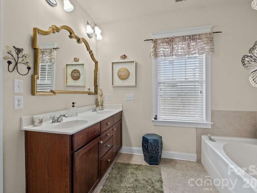 160 Wesleyan Drive, McAdenville, NC 28101.  MLS# CAR4343739, YatesRealty ID 9633. Primary Bathroom