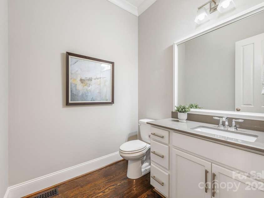 212 Seven Oaks Landing, Belmont, NC 28012.  MLS# CAR4253528, YatesRealty ID 9634. Guest bath on main level