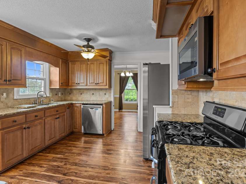 101 Wynnchester Road, Gastonia, NC 28056.  MLS# CAR4251381, YatesRealty ID 9635. 