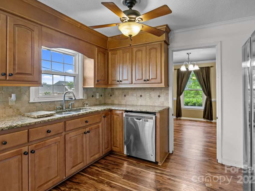 101 Wynnchester Road, Gastonia, NC 28056.  MLS# CAR4251381, YatesRealty ID 9635. 