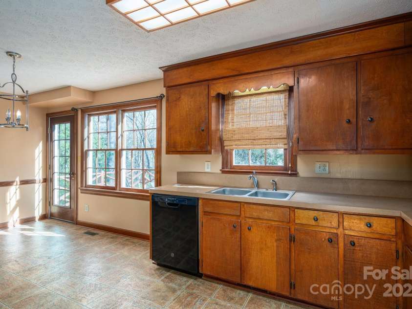 1008 High Wedge Road, Shelby, NC 28152.  MLS# CAR4238355, YatesRealty ID 9636. 