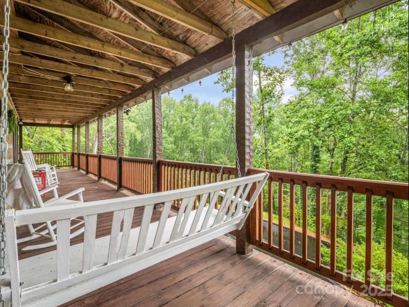 1145 Bearwallow Mountain Road, Hendersonville, NC 28792.  MLS# CAR4287920, YatesRealty ID 9636. 