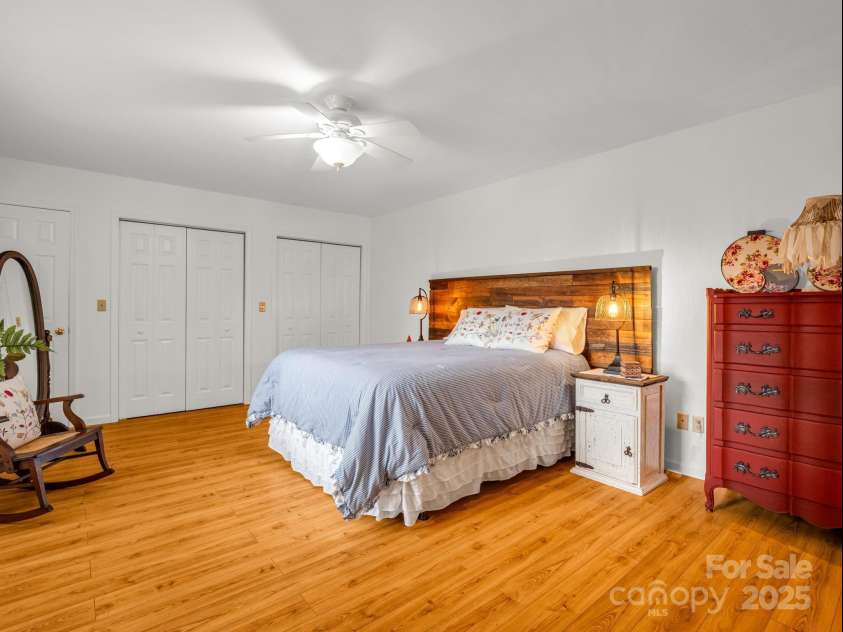 1145 Bearwallow Mountain Road, Hendersonville, NC 28792.  MLS# CAR4287920, YatesRealty ID 9636. 