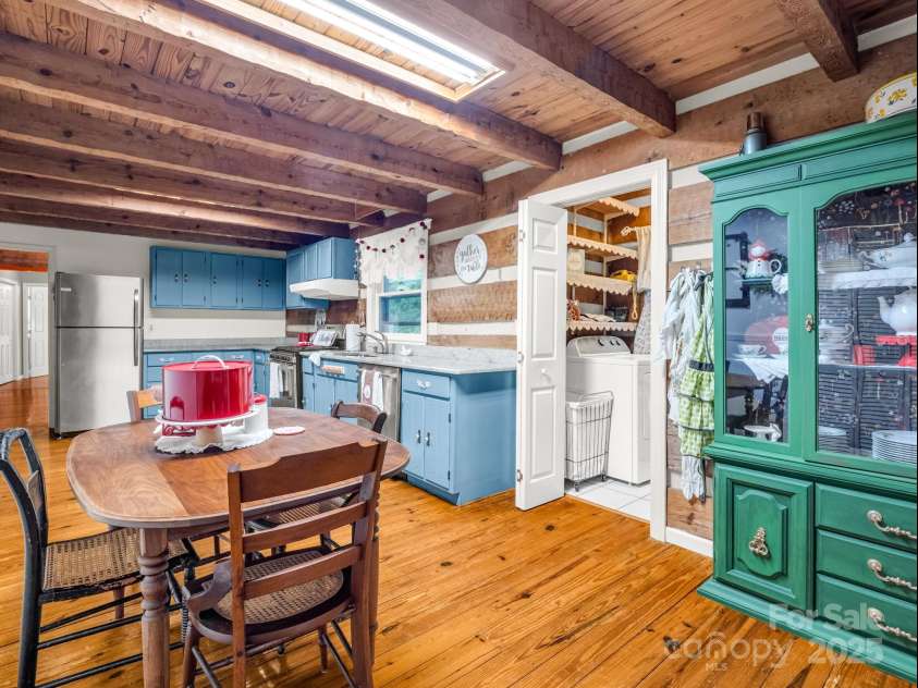 1145 Bearwallow Mountain Road, Hendersonville, NC 28792.  MLS# CAR4287920, YatesRealty ID 9636. 