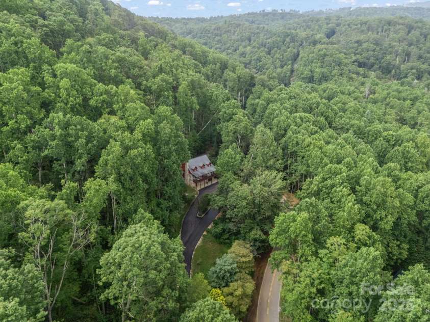 1145 Bearwallow Mountain Road, Hendersonville, NC 28792.  MLS# CAR4287920, YatesRealty ID 9636. 