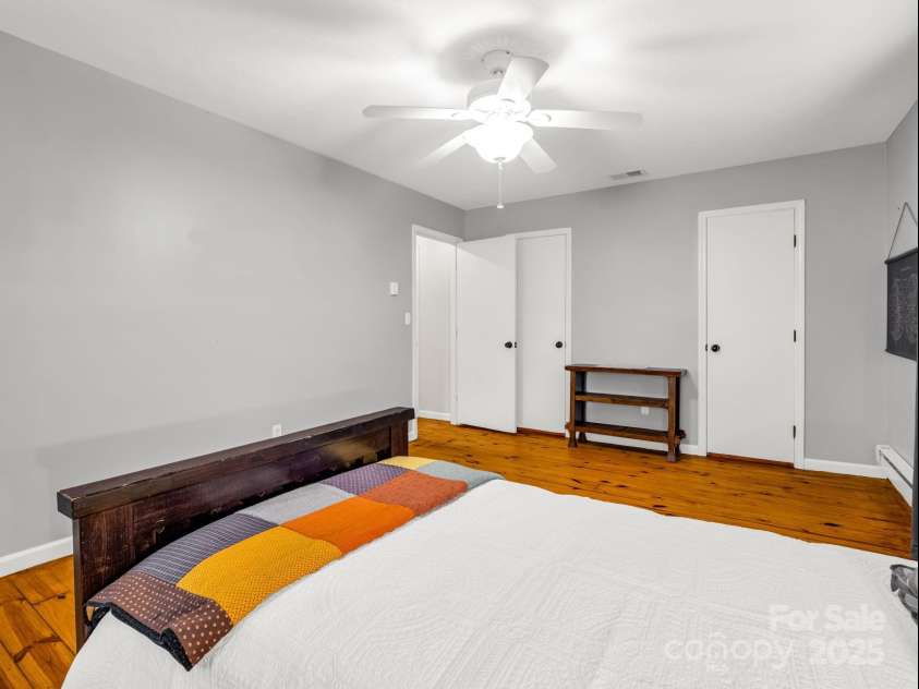 1145 Bearwallow Mountain Road, Hendersonville, NC 28792.  MLS# CAR4287920, YatesRealty ID 9636. 