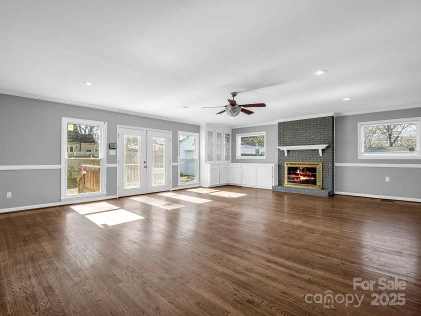 201 Ware Street, Shelby, NC 28150.  MLS# CAR4220372, YatesRealty ID 9637. 